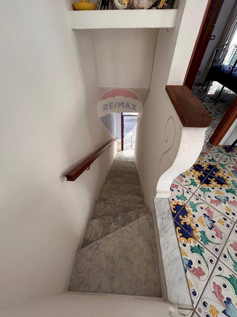 Three-room apartment via Dottor Venanzio Marone, Lacco Ameno - photo 2