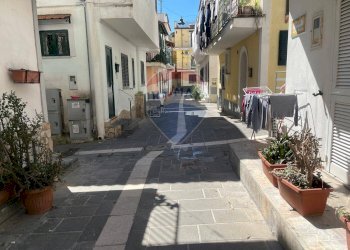 Trilocale via Dottor Venanzio Marone, Lacco Ameno - foto 8