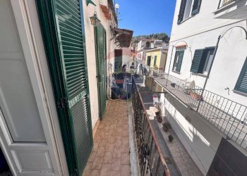 Trilocale via Dottor Venanzio Marone, Lacco Ameno - foto 26