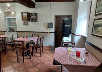 Locale Commerciale Vicolo Termine, Pinerolo - foto 2