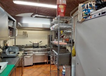 Locale Commerciale Vicolo Termine, Pinerolo - foto 5