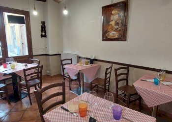 Locale Commerciale Vicolo Termine, Pinerolo - foto 6