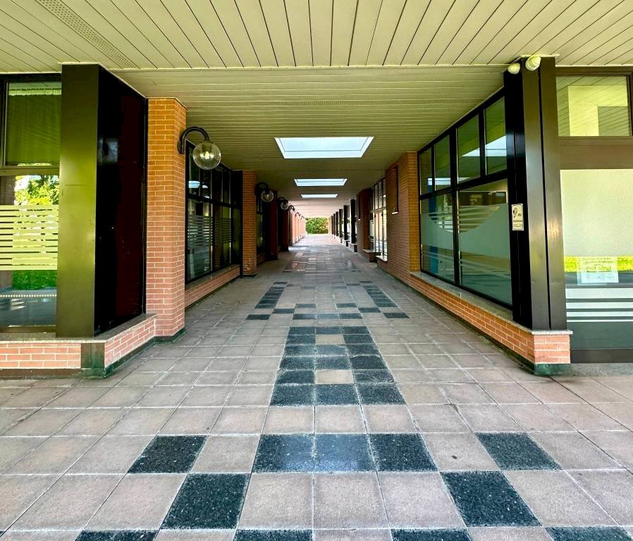 Facciata - Ufficio viale Milano, 75, Gallarate - foto 2