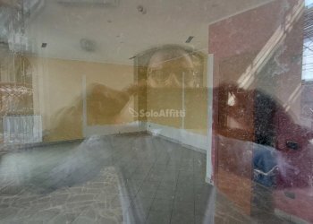 20240528_101005.jpg - Locale Commerciale Vicolo Scuole 1, Saronno - foto 3