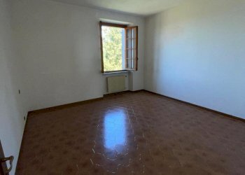 WhatsApp Image 2022-04-27 at 16.22.09 (2).jpeg - Appartamento Bolano - foto 7