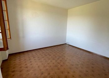 WhatsApp Image 2022-04-27 at 16.22.09 (1).jpeg - Appartamento Bolano - foto 8