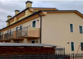 f6.jpg - Appartamento via vittorio emanuele 65/a, Pozzoleone - foto 1