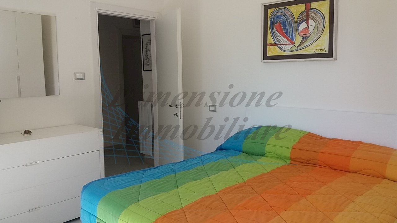 Camera matr... 1.jpg - Three-room apartment Via XX Giugno 1944 42, Rosignano Marittimo - photo 3