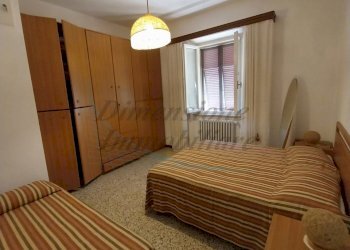 Camera matrimoniale.jpg - Trilocale Via XX Giugno 1944 42, Rosignano Marittimo - foto 4