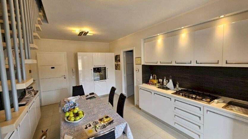 Attic Soliera - photo 1