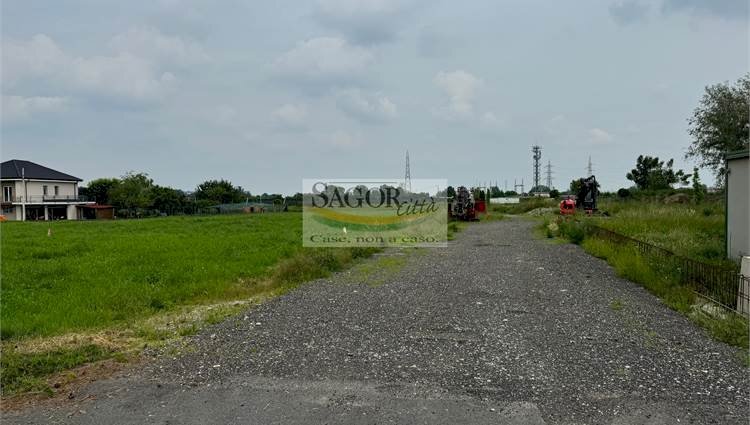 Building land Pinerolo - photo 3