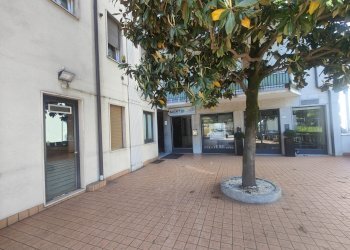 Bilocale Via Provinciale per Lecco, Lipomo, Lipomo - foto 4