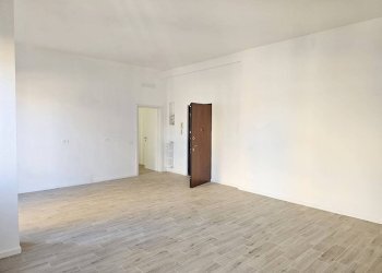 Salone - Trilocale via Piave, 3, Varese - foto 8