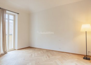 (14) [Casa Menzio UN-2] Camera01.jpg - Appartamento Via Vittorio Emanuele II 38, Chieri - foto 12