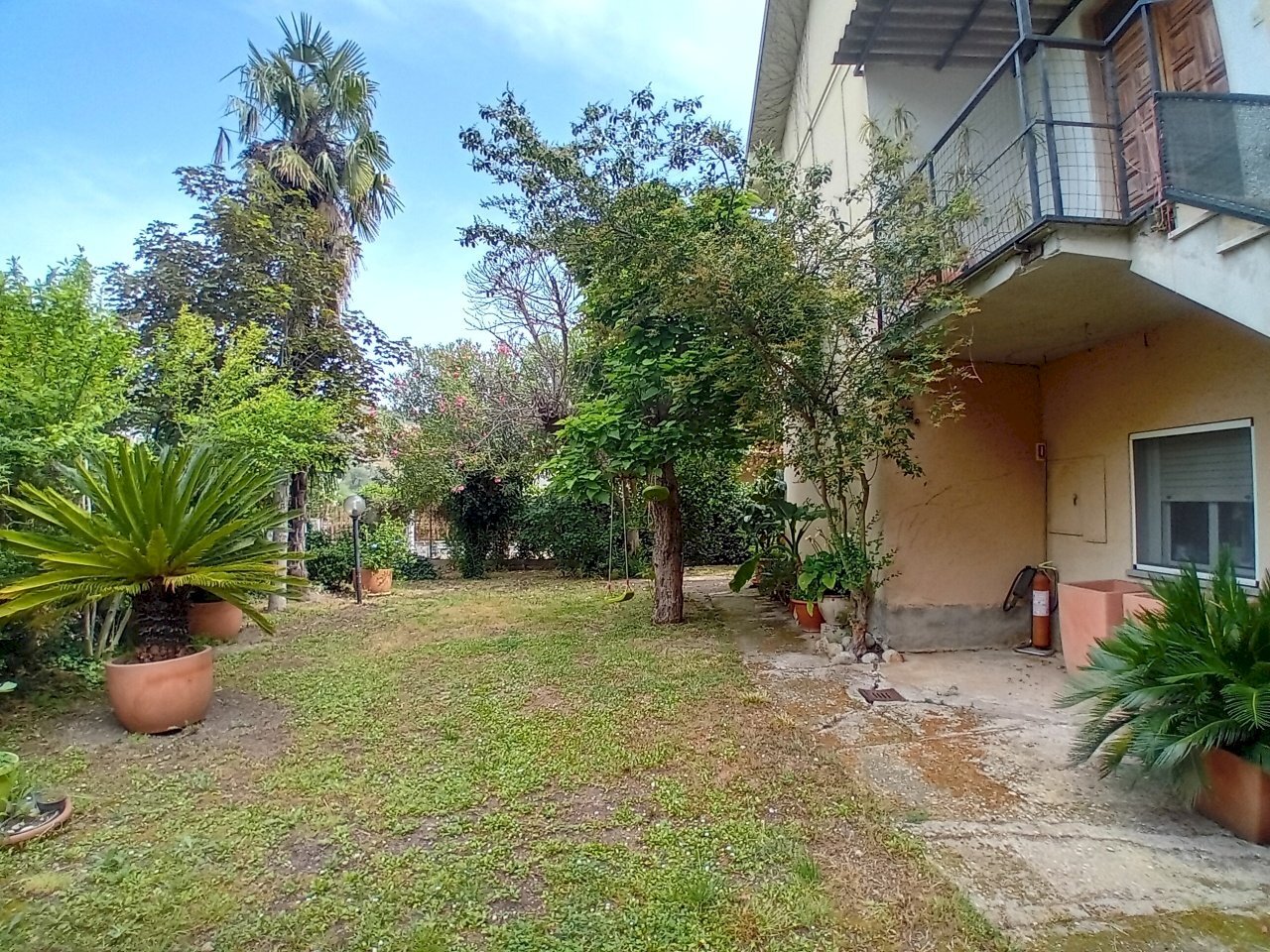 giardino - Independent house via alessandrini 43, Scafa - photo 2