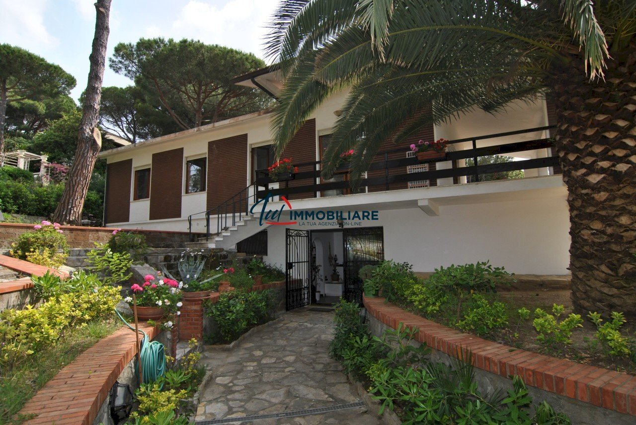 ESTERNO - Villa Via Kaiser Parodi 15, Livorno - photo 2
