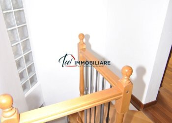 ACCESSO A SEMINTERRATO - Villa Via Kaiser Parodi 15, Livorno - foto 28