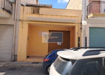 Negozio VIA PALESTRO, 139 PRIOLO GARGALLO, Priolo Gargallo - foto 2