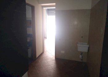 Locale Commerciale Via Dei Mille, Messina - foto 11