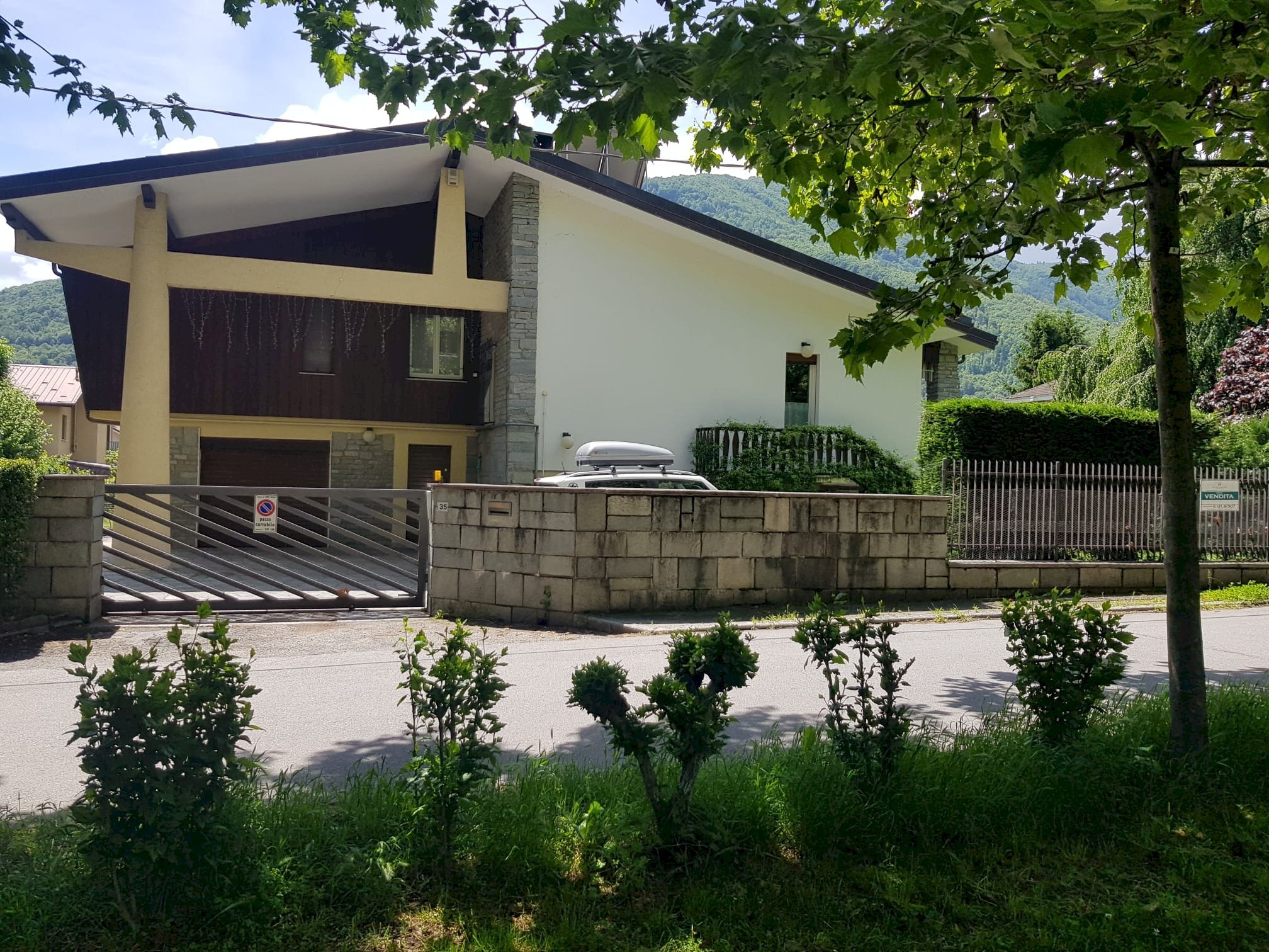 Villa viale Dante, 35, Torre Pellice - photo 1