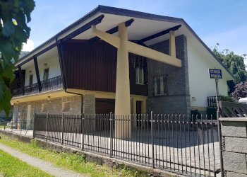 Villa viale Dante, 35, Torre Pellice - foto 2