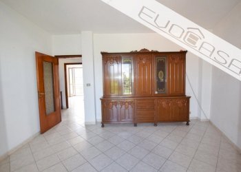 Four-room apartment Strada Tirabrasse 20, Bricherasio - photo 3