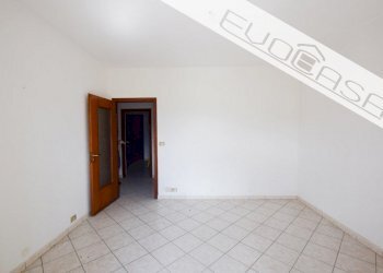 Four-room apartment Strada Tirabrasse 20, Bricherasio - photo 6