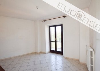 Four-room apartment Strada Tirabrasse 20, Bricherasio - photo 12