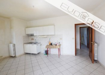 Four-room apartment Strada Tirabrasse 20, Bricherasio - photo 13