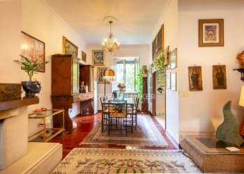 Single Family Villa Via Monte Altissimo, Milano - photo 1