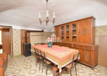 soggiorno - Quadrilocale via Marconi, 43, Issiglio - foto 4