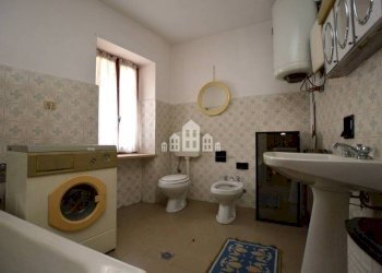 bagno - Quadrilocale via Marconi, 43, Issiglio - foto 11