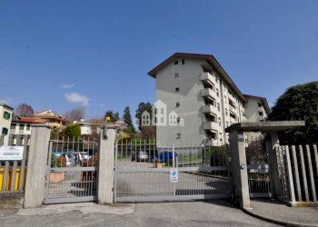 Facciata - Quadrilocale Località Bertolina, 13, Cuorgnè - foto 1