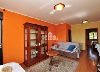 Soggiorno - Quadrilocale Località Bertolina, 13, Cuorgnè - foto 3