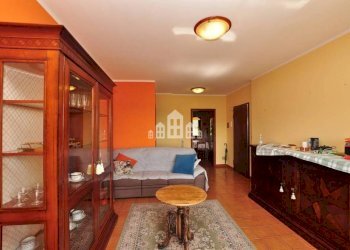 Soggiorno - Quadrilocale Località Bertolina, 13, Cuorgnè - foto 7