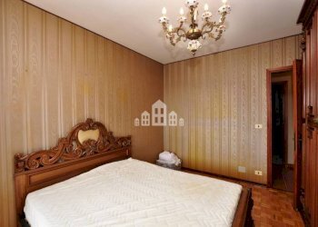 Camera da letto - Quadrilocale Località Bertolina, 13, Cuorgnè - foto 13