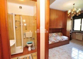 Camera da letto - Quadrilocale Località Bertolina, 13, Cuorgnè - foto 20