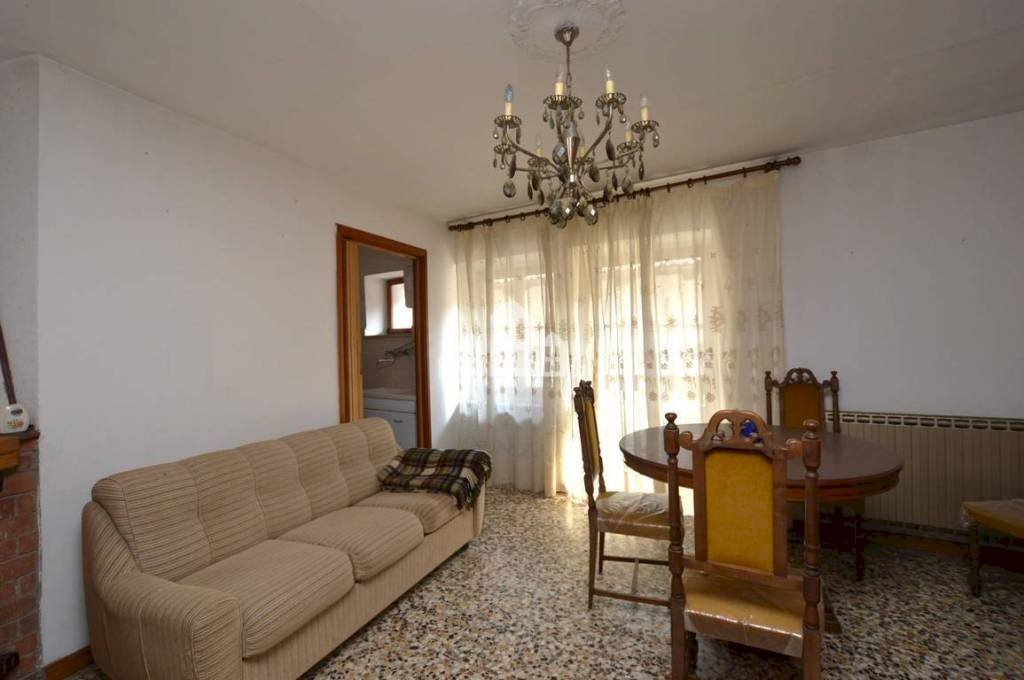 soggiorno - Quadrilocale via Marconi, 43, Issiglio - foto 3