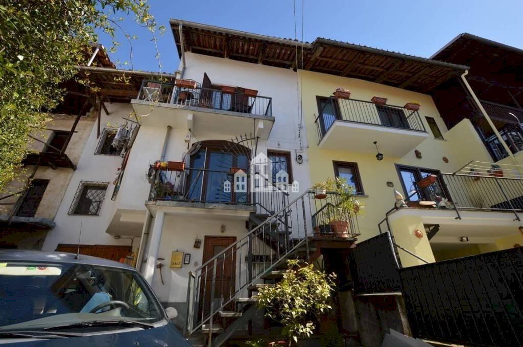 Facciata - Casa indipendente vicolo principe, 4, Val di Chy - foto 2