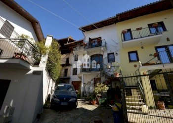 Facciata - Casa indipendente vicolo principe, 4, Val di Chy - foto 1