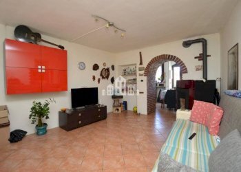 Soggiorno - Casa indipendente vicolo principe, 4, Val di Chy - foto 7