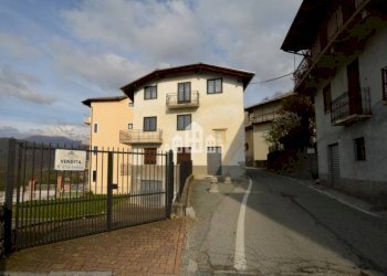 Facciata - Villa via Bruno Filippi, 5, Val di Chy - foto 1