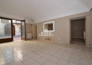 Stanza non arredata - Negozio via Dante Alighieri, 17, San Giorgio Canavese - foto 6