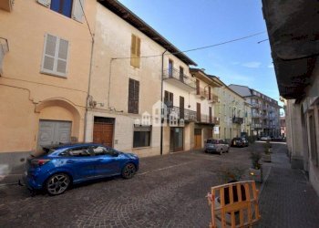 facciata - Negozio via Dante Alighieri, 17, San Giorgio Canavese - foto 19