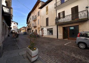 facciata - Negozio via Dante Alighieri, 17, San Giorgio Canavese - foto 20