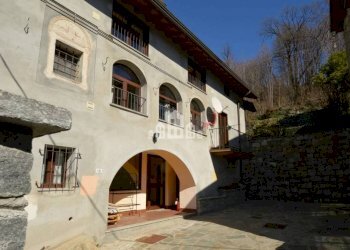 Facciata - Trilocale via Bora, 12, Brosso - foto 2