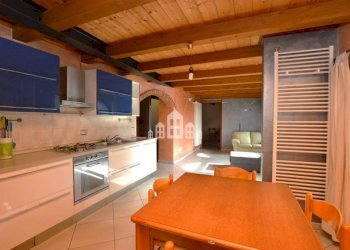 Cucina - Trilocale via Bora, 12, Brosso - foto 3