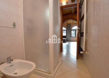 Bagno - Three-room apartment via Bora, 12, Brosso - photo 11