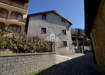 Facciata - Trilocale via Bora, 12, Brosso - foto 21