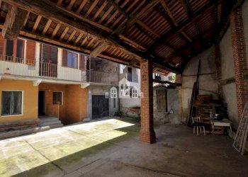 facciata - Casa indipendente via Sissoldo, 3, San Martino Canavese - foto 6